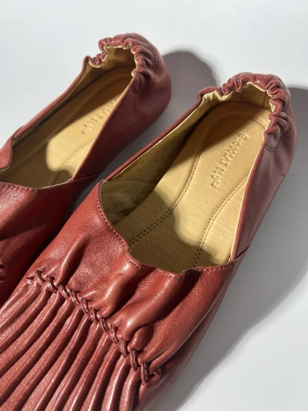 Chocolat Blu Women’s Flats 8.5 M Red Pleated Leather Round Toe Slip-On Shoes
